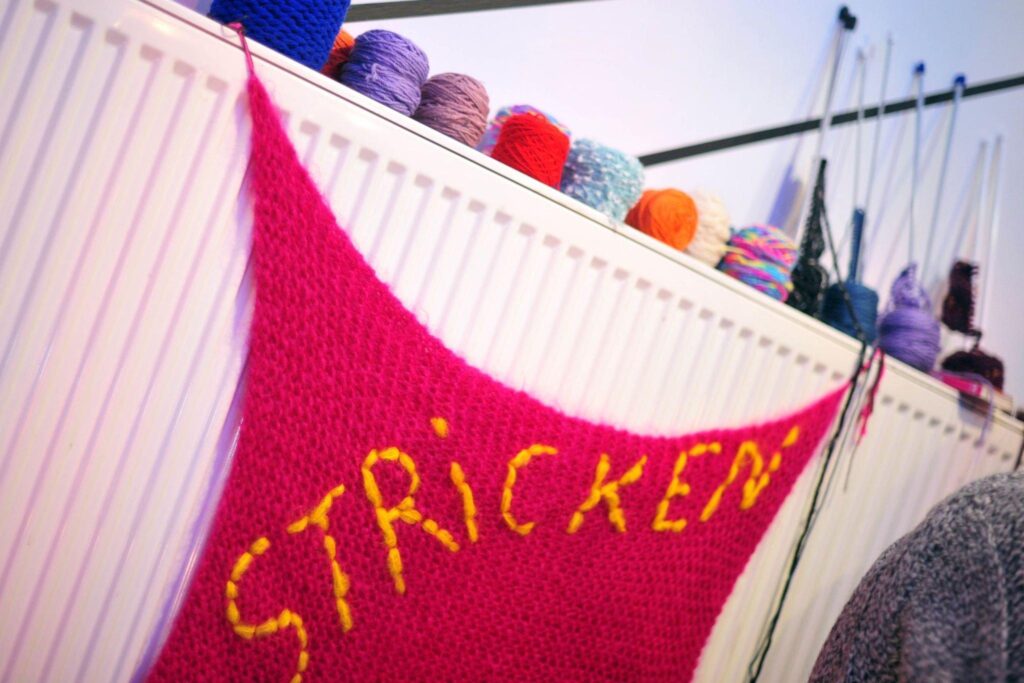 Tricot knit fabric