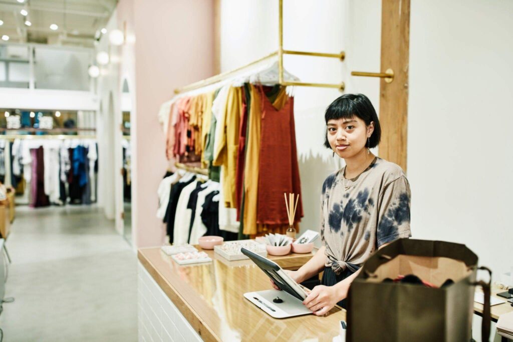 The Basics of How to Get Your Clothing Brand In Retail Stores