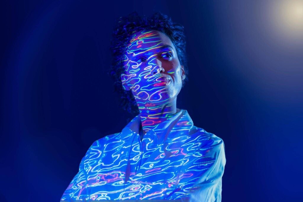 Make-A-Shirt-Glow-in-the-dark-7